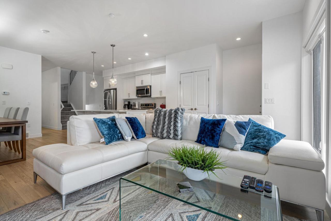 Luxury Spacious Private House Near City Centre YYC Exterior foto